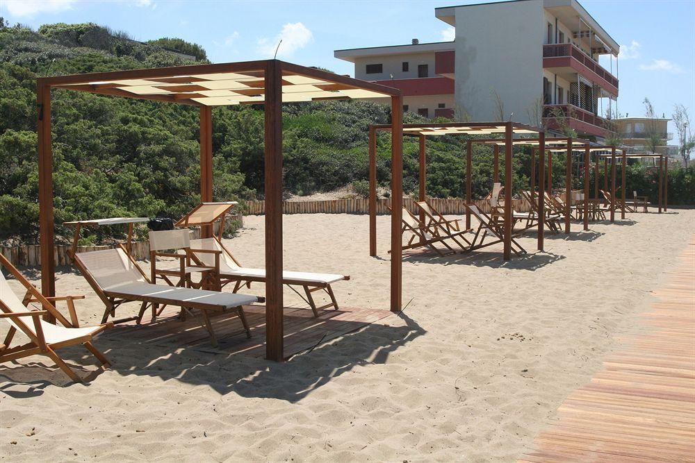 Hotel Il Delfino Сан Винченцо Екстериор снимка